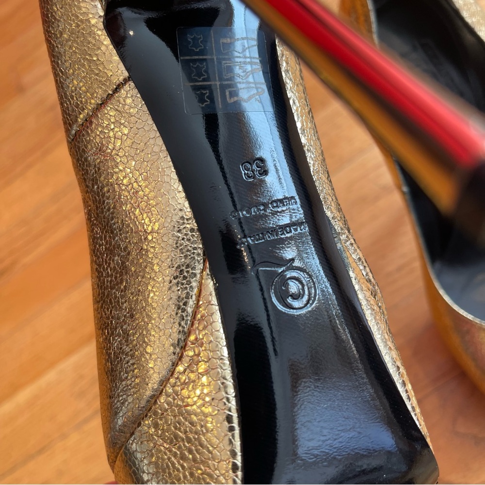 Alexander McQueen Platform Gold Stilettos - Picture 10 of 10